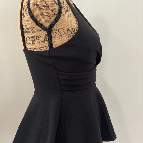 Privy Black Deep V Cut Peplum Blouse ✨🖤 - Picture 2 of 5